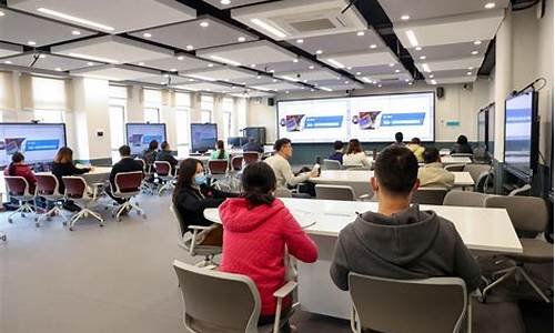 股票培训线下课程(股票线下培训班)_https://www.luoxuangg888.com_深交所_第1张